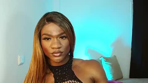 Snapshot of suannyklatten_ chatting on March 6, 2025, 2:29 pm Suanny Klatten It is my account independent online show from March 6, 2025, 2:29 pm