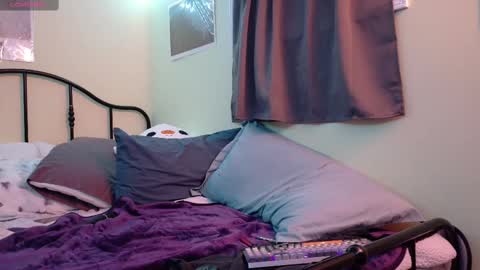 Snapshot of subbypunkruby77 chatting on March 9, 2025, 5:33 am SubbyPunkRuby online show from March 9, 2025, 5:33 am