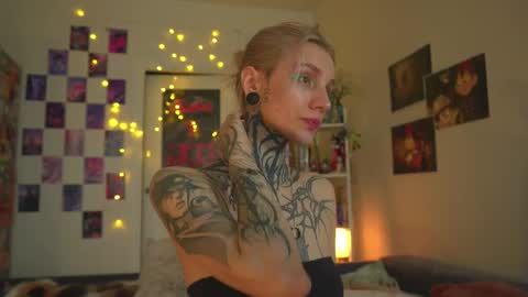 succubus_66 online show from February 11, 2025, 10:37 am