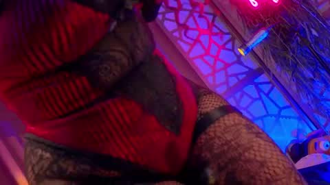 Succubus RoseMilk online show from March 19, 2026, 11:53 pm