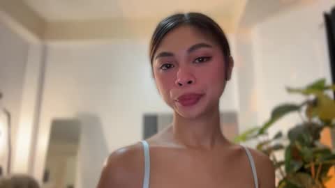 Snapshot of suckablechick chatting on November 15, 2025, 5:05 am Marry online show from November 15, 2025, 5:05 am