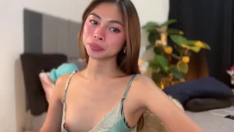 Snapshot of suckablechick chatting on November 26, 2025, 4:52 pm Marry online show from November 26, 2025, 4:52 pm