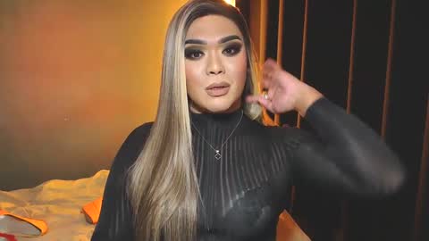 Snapshot of suckablecockoffreya chatting on December 9, 2024, 12:23 am JADE ELYSE online show from December 9, 2024, 12:23 am