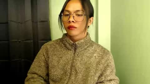 Snapshot of suckablemistress4u chatting on March 19, 2026, 7:29 pm SELF SUCKER ALICIA online show from March 19, 2026, 7:29 pm