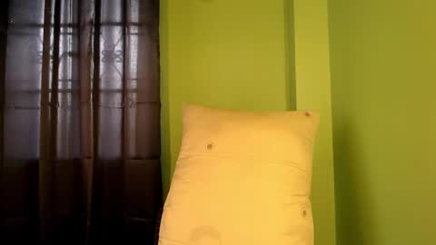 Snapshot of suckablemistress4u chatting on March 26, 2026, 7:03 am SELF SUCKER ALICIA online show from March 26, 2026, 7:03 am