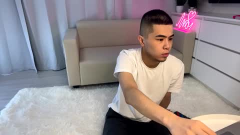 Snapshot of sue_star chatting on February 6, 2025, 9:00 am Emmy online show from February 6, 2025, 9:00 am