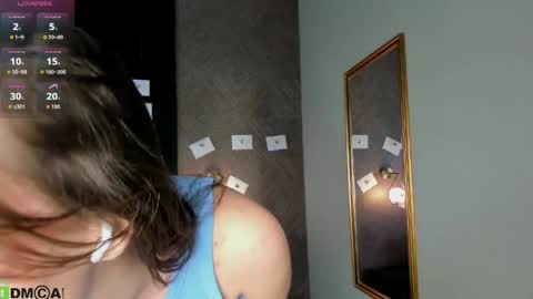 Sue online show from June 8, 2026, 1:28 am