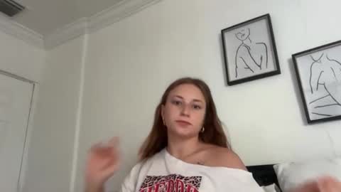 suerrab3304 online show from May 17, 2026, 5:20 pm