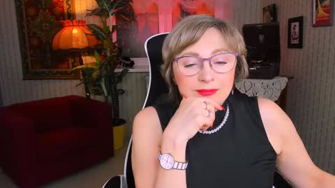 Vivien online show from January 25, 2025, 6:13 pm