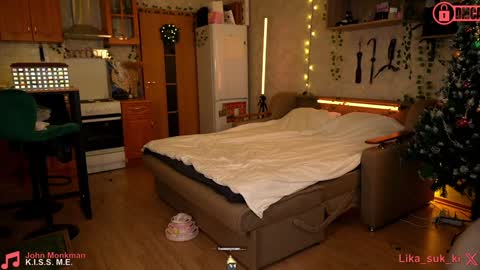 Snapshot of suk_ki chatting on January 10, 2025, 1:10 am Lika ginger  Jessy blond   online show from January 10, 2025, 1:10 am