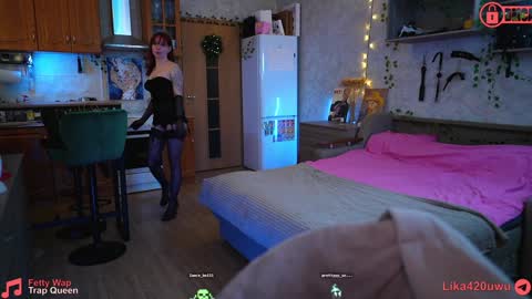 Snapshot of suk_ki chatting on January 23, 2025, 10:33 pm Lika ginger  Jessy blond   online show from January 23, 2025, 10:33 pm