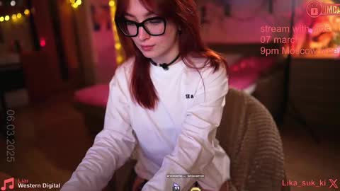 Snapshot of suk_ki chatting on March 6, 2025, 8:16 pm Lika ginger  Jessy blond   online show from March 6, 2025, 8:16 pm