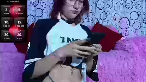 Snapshot of sukifuyu__ chatting on September 23, 2025, 1:08 am    online show from September 23, 2025, 1:08 am