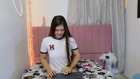 sukilove18 online show from September 8, 2025, 11:26 pm