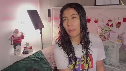 SUKI online show from December 22, 2025, 11:40 am