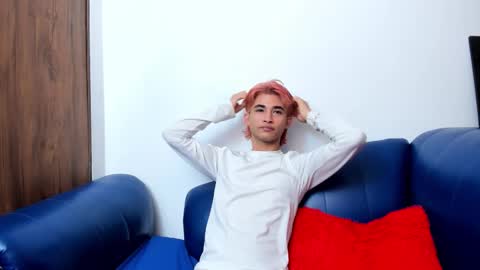 LEO online show from October 14, 2025, 8:53 pm