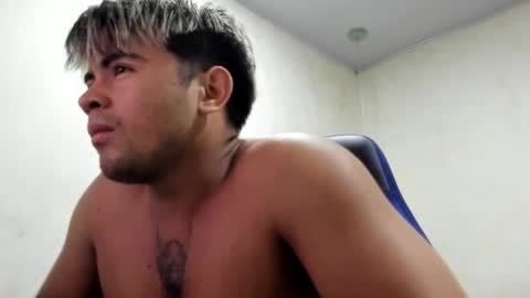 sukuna_hara online show from November 13, 2025, 1:54 pm