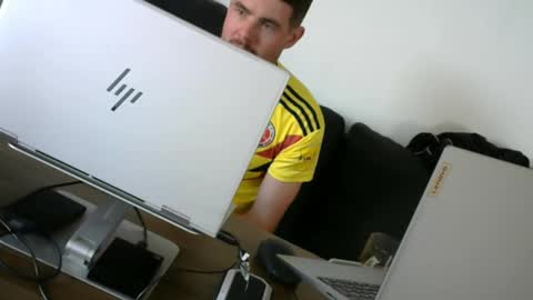 The Sultan online show from September 13, 2025, 7:35 pm