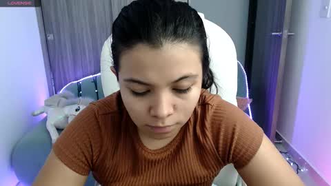 Snapshot of sumermoore chatting on October 11, 2025, 1:38 am llll online show from October 11, 2025, 1:38 am