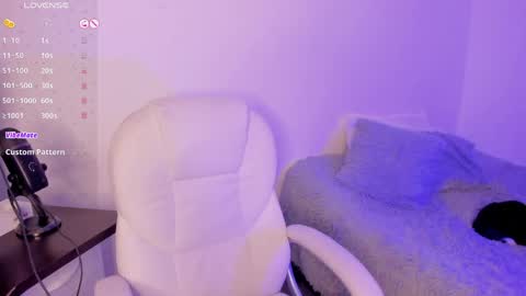 sumersunsett online show from June 5, 2026, 6:52 am