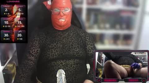 Sumisolatex online show from February 22, 2025, 2:52 pm