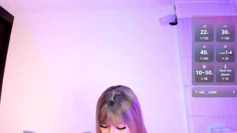 OnlyFans summer holiday online show from December 13, 2024, 7:25 am