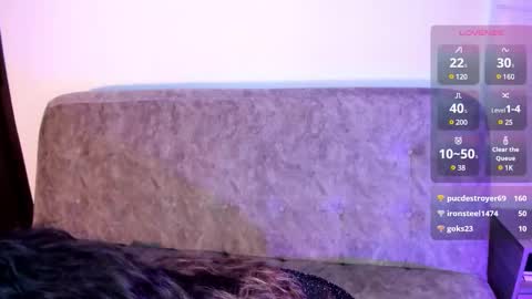 OnlyFans summer holiday online show from December 23, 2024, 10:53 am