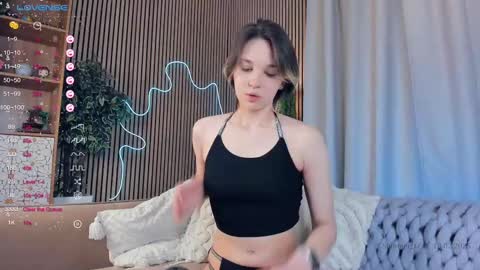 Snapshot of summer_lilac chatting on February 13, 2025, 7:03 am Nelly online show from February 13, 2025, 7:03 am