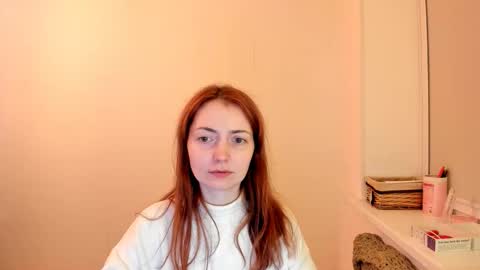 Summer Preston online show from September 25, 2025, 4:54 pm