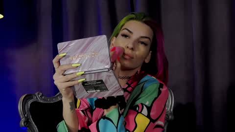 Snapshot of summer_quinn_ chatting on January 13, 2025, 5:55 am Deea online show from January 13, 2025, 5:55 am