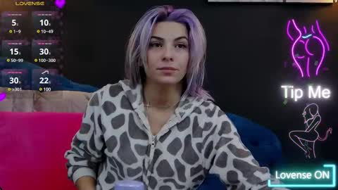 Snapshot of summer_quinn_ chatting on February 11, 2025, 5:16 am Deea online show from February 11, 2025, 5:16 am