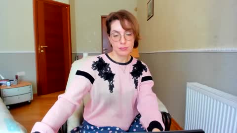 summerliza online show from January 13, 2025, 10:14 am