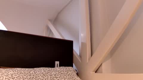 luna online show from December 17, 2025, 4:51 am