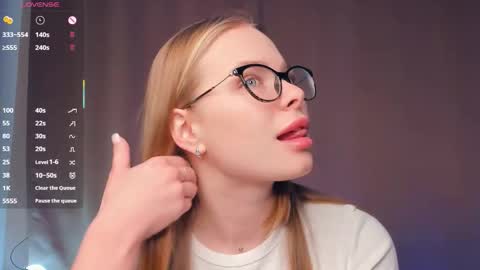 Snapshot of sunday_morn1ng chatting on February 8, 2026, 7:01 am Jenny online show from February 8, 2026, 7:01 am