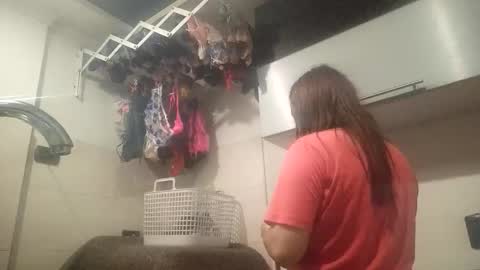 Snapshot of sunflower_dance chatting on October 12, 2025, 12:42 am Jeraldine online show from October 12, 2025, 12:42 am