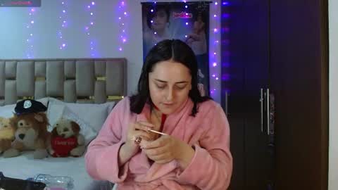 Snapshot of sunflower_dance chatting on April 26, 2026, 11:46 pm Jeraldine online show from April 26, 2026, 11:46 pm