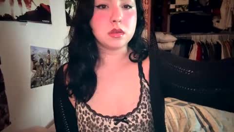 Sofie online show from March 8, 2025, 7:38 am