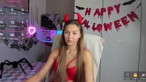 Snapshot of sunlightsofia chatting on October 27, 2025, 2:43 pm Sofia online show from October 27, 2025, 2:43 pm