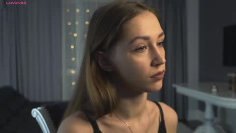 Kate online show from February 9, 2025, 3:12 pm