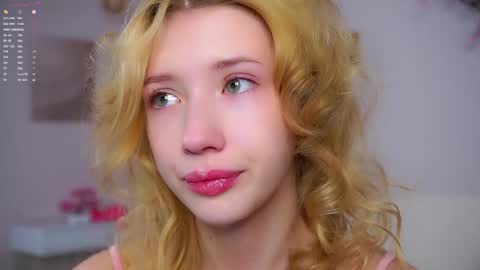 Lily online show from February 27, 2026, 2:39 pm