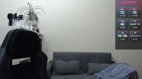 Naomi online show from January 10, 2025, 9:34 am