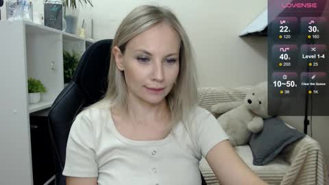 Naomi online show from October 24, 2025, 2:41 am