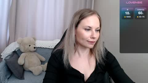 Naomi online show from March 29, 2026, 11:43 am