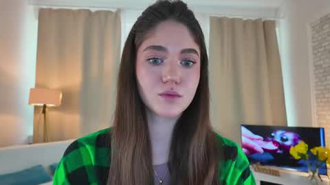 Ivanna online show from May 7, 2026, 10:53 am