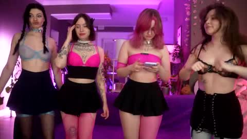 Fia  -  TG -  Mia -  Alice -  online show from May 18, 2026, 1:24 am