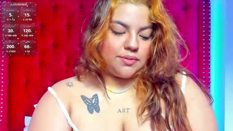 Snapshot of sunnyhoney_ chatting on June 9, 2026, 12:17 pm Sunny online show from June 9, 2026, 12:17 pm