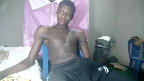 Sunnyblack2 online show from March 12, 2025, 10:39 pm