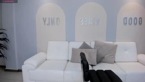 Sunny Rivers online show from February 7, 2025, 6:45 pm