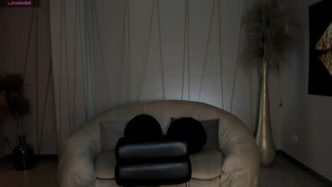 Sunny Rivers online show from September 16, 2025, 6:53 pm