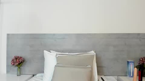 sunnywhitee online show from March 11, 2026, 7:31 pm